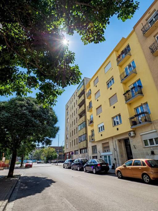 Vidra-Lak With Private Parking Appartement Boedapest Buitenkant foto